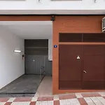 Con Gran Terraza Y Garaje En Centro * Málaga